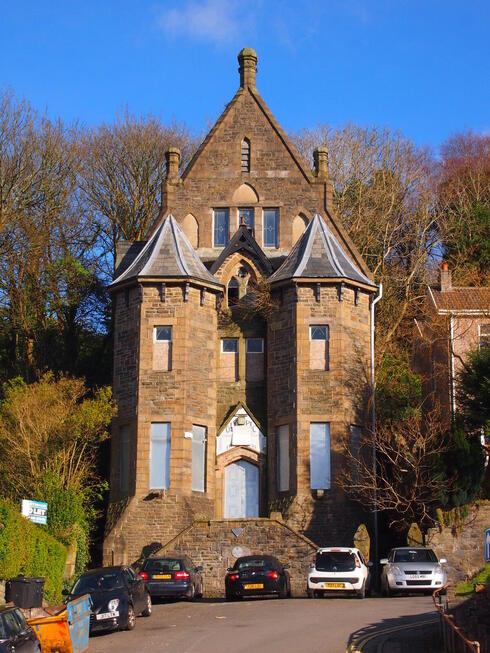 La sinagoga de Merthyr Tydfil, inaugurada en 1877, está en desuso desde 2006. 