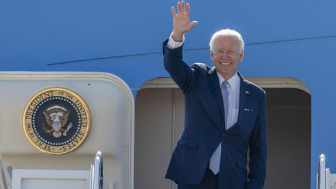 Joe Biden aborda el Air Force One. 