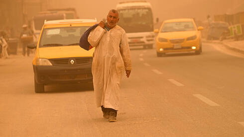 Tormenta de arena en Bagdad, Irak. 
