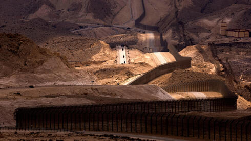 Frontera entre Israel y Egipto. 