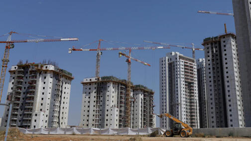 Construcción de apartamentos en medio del aumento de los costes.