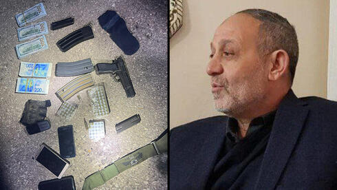 Armas y dinero en efectivo confiscados en la redada de Jenin, cuando fue detenido Bassam al Saadi. 