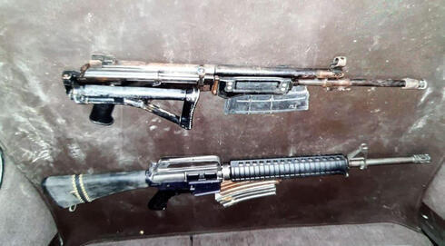 Algunas de las armas incautadas. 