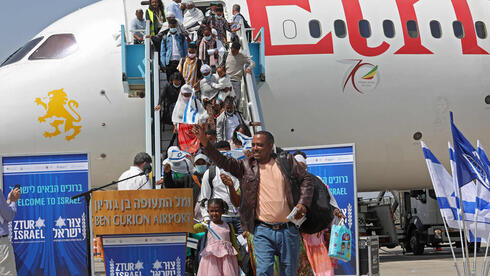 Unos 49.000 nuevos inmigrantes llegaron en el último año a Israel. 