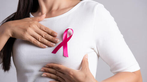 Arabes israelíes más propensas a morir por cáncer de mama. 