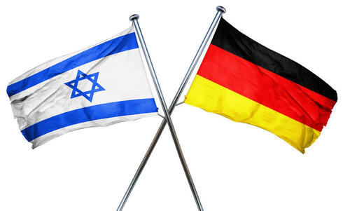 Banderas de Israel y Alemania