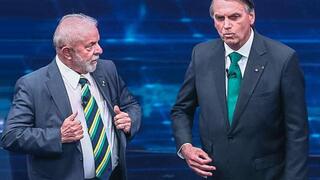 Lula y Bolsonaro en un debate antes de las elecciones.