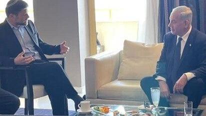Bezalel Smotrich durante las conversaciones de coalición con Benjamin Netanyahu
