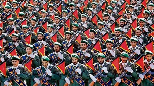Tropas de la Guardia Revolucionaria de Irán. 