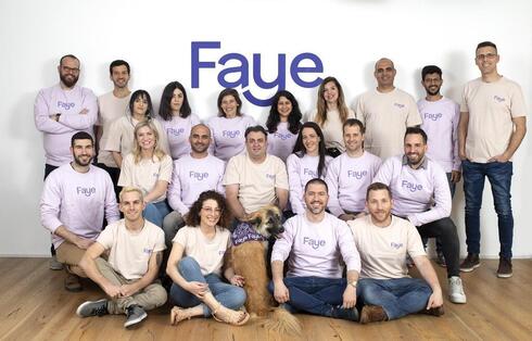 Equipo de Faye