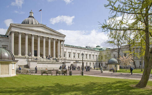 University College de Londres.