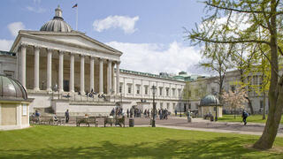 University College de Londres.
