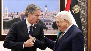 Antony Blinken y Mahmoud Abbas, durante la visita del secretario de Estado a la Autoridad Palestina. 