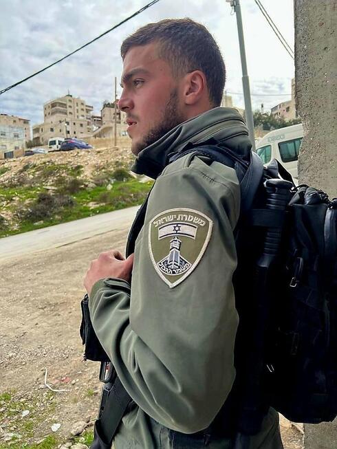 Asil Sawaed, el sargento de la Policía de Fronteras que murió por fuego amigo tras un intento de atentado. (Ynet) Asil Sawaed, el sargento de la Policía de Fronteras que murió por fuego amigo tras un intento de atentado.