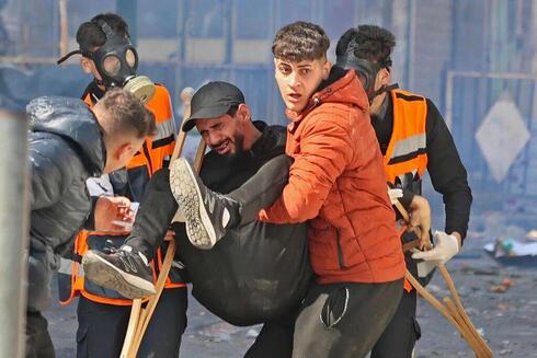 Enfrentamientos en Nablus: 11 palestinos muertos y alrededor de 100 heridos. 