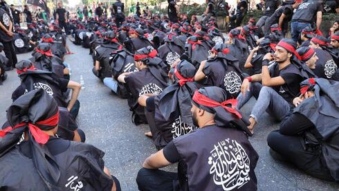 Militantes de Hezbolá en el Líbano. 