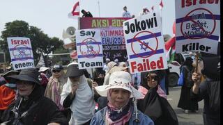 Protesta contra la participación de Israel en Indonesia.