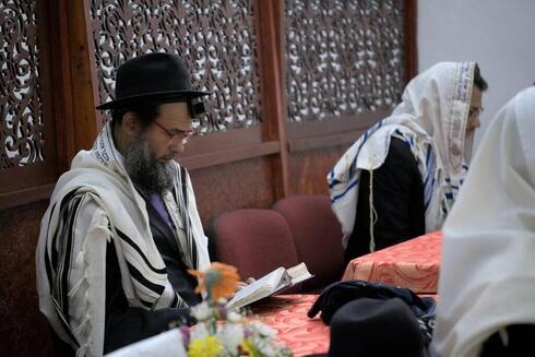 Participantes del servicio de oración en la sinagoga Bello. 