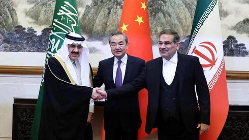 Los ministros de Asuntos Exteriores de Arabia Saudita, China e Irán.