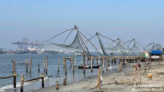 Las redes de pesca chinas de Fort Kochi. 