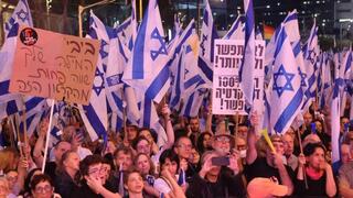 Protesta contra la reforma judicial en Tel Aviv.