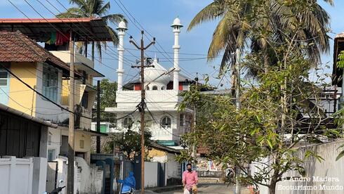 Mezquita de Fort Kochi, una ciudad multicultural de India. 