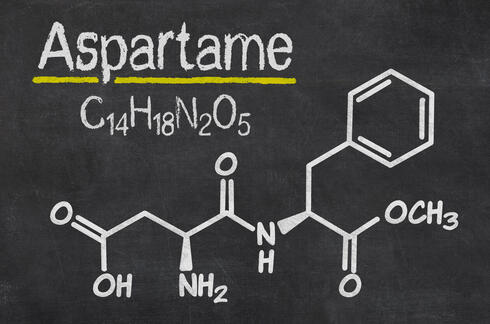 El aspartamo podría ser declarado cancerígeno por una organización de investigación del cáncer. 