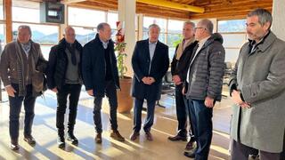 Eyal Sela y Mario Montoto con los gobernadores de Neuquén y Río Negro. 