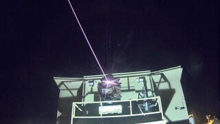 Iron Beam (Rayo de Hierro) en acción.