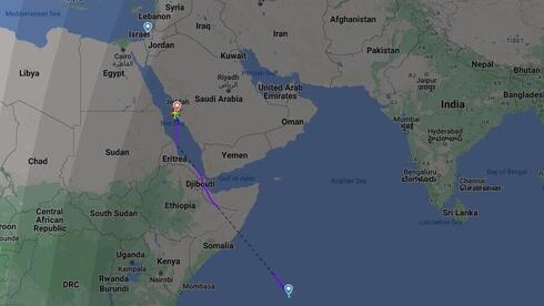 La ruta de vuelo y el lugar del aterrizaje no planificado. 