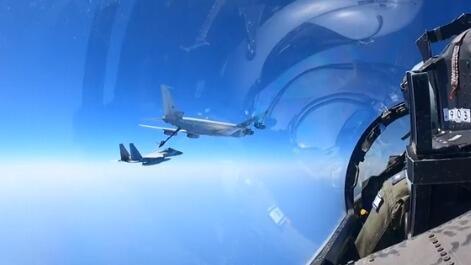 Ejercicios militares en conjunto entre las FDI y la Fuerza Aérea de Grecia. (Captura de pantalla) Ejercicios militares en conjunto entre las FDI y la Fuerza Aérea de Grecia.
