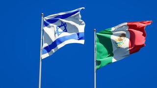 Banderas de Israel y México. 