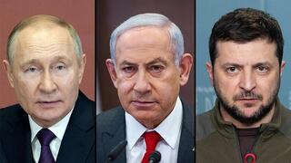 El primer ministro Benjamin Netanyau, entre la espada y la pared.