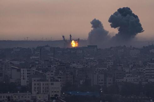 Bombardeo de Gaza.
