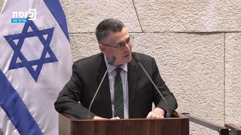 Gideon Sa'ar criticó la abstención de Yair Lapid. 