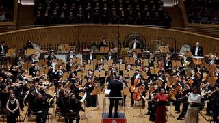 Producción de Emigre de la Orquesta Sinfónica de Shanghai