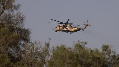 Helicópteros sobrevuelan el cruce de Rafah.