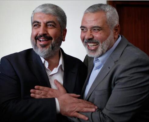 Haniyeh y Sha'al, los jefes de la dirección política de Hamás.