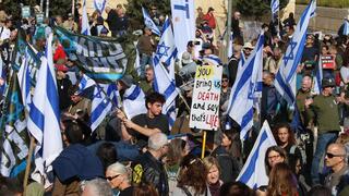 Protesta frente a la Corte Suprema para reclamar la misma carga de servicio militar para todos los israelíes. 