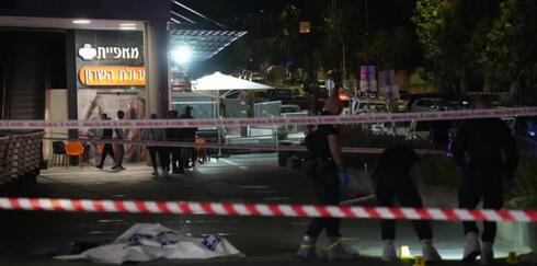 La escena del ataque terrorista del martes en Gan Yavne.
