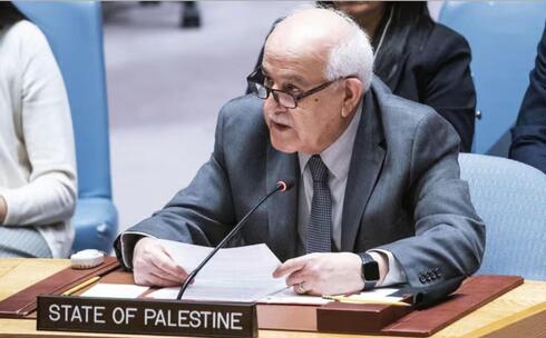 El embajador palestino ante la ONU, Riyad Mansour.