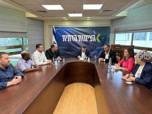 Miembros de Sionismo Religioso durante su reunión en la Knesset. 